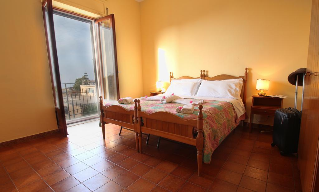 Hotel La Perla Tropea Esterno foto