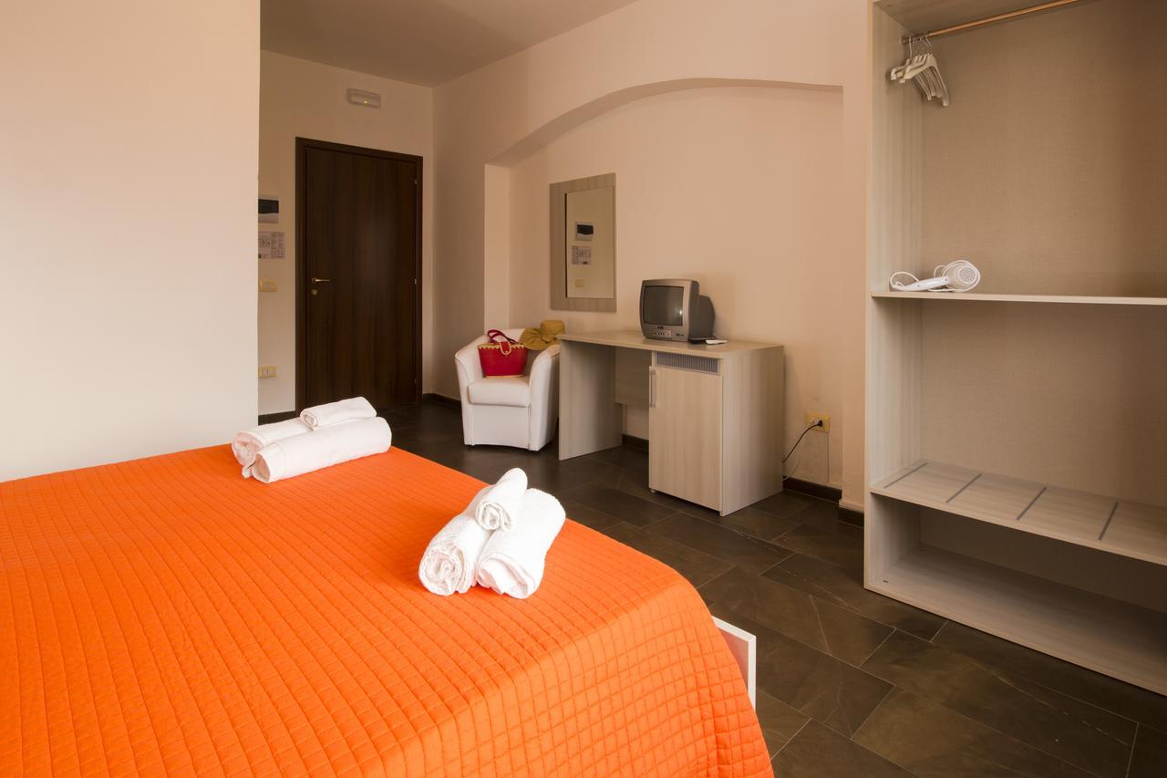 Hotel La Perla Tropea Esterno foto