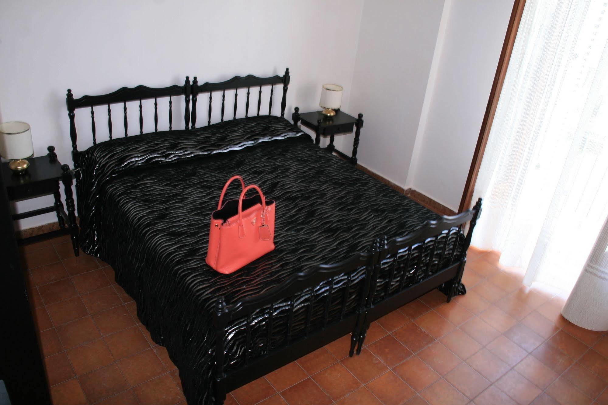 Hotel La Perla Tropea Esterno foto