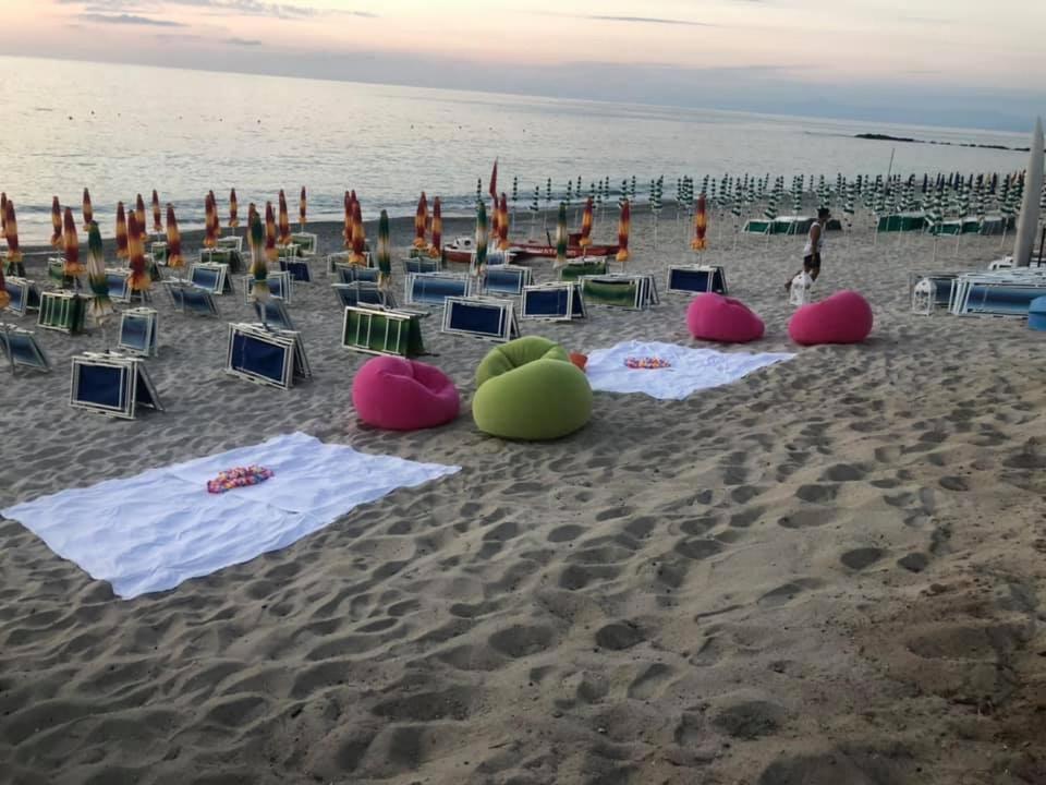 Hotel La Perla Tropea Esterno foto